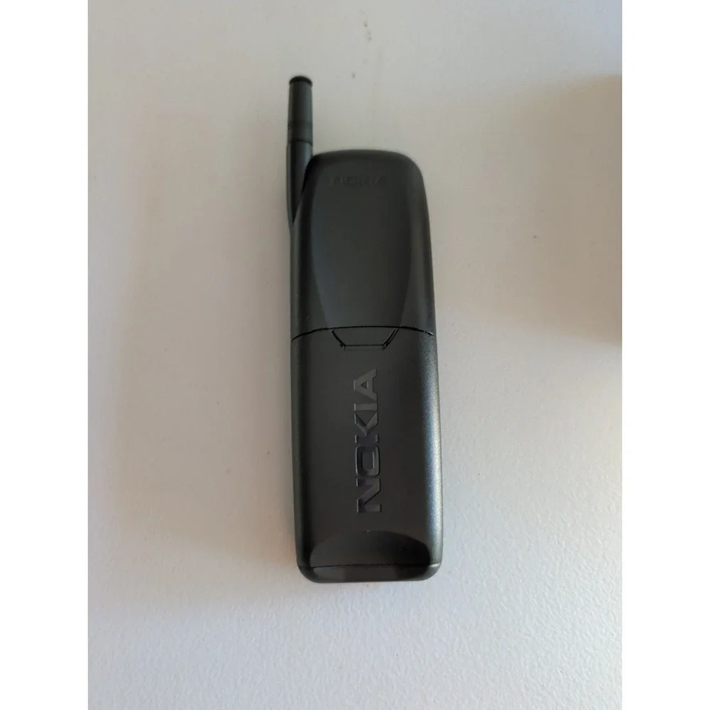 Nokia 5165 - Cellular Phone With Accessories and original Box US Cellular